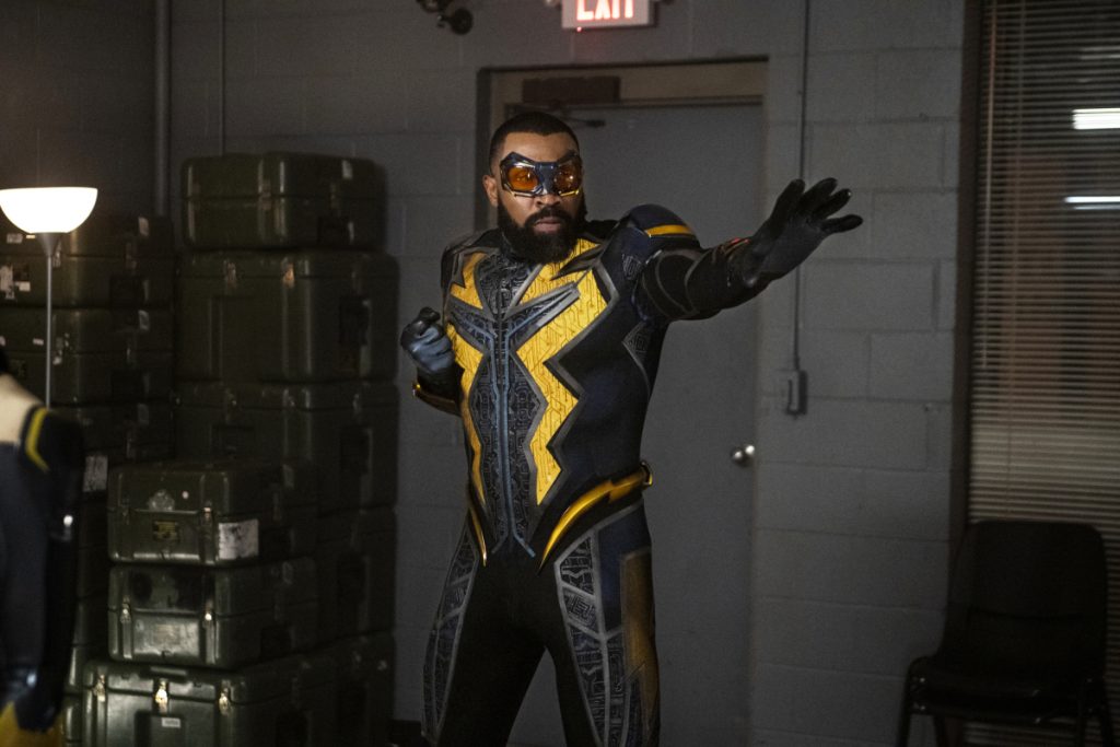 Black Lightning | Promos do episódio S03E15 The Book of War: Chapter Two