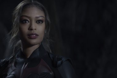 Batwoman | Promos do episódio S02E15 Armed & Dangerous