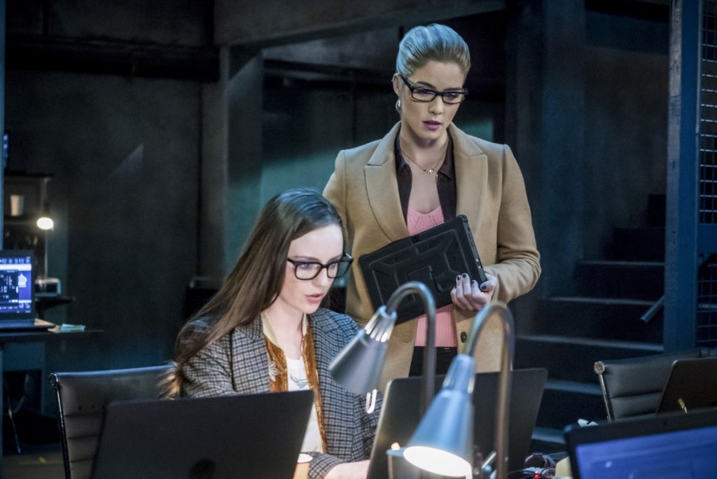 Arrow S05E16 Checkmate