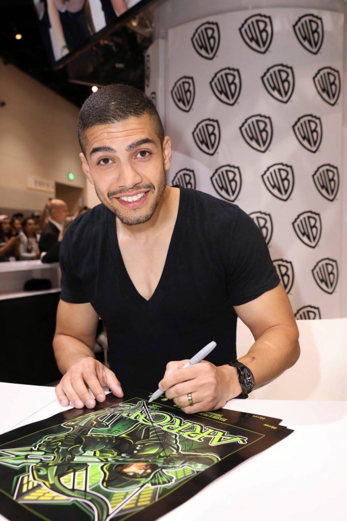 elenco de arrow na san diego comic-con