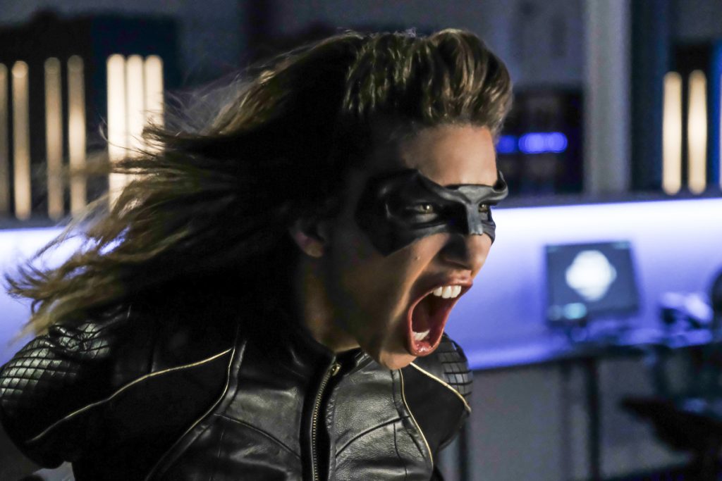 Arrow S06E04 Reversal