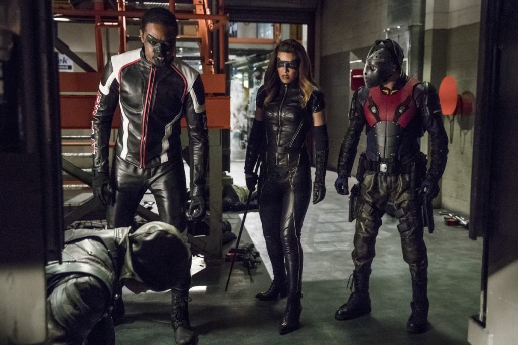 Arrow S06E07 Thanksgiving