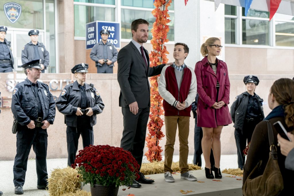 Arrow S06E07 Thanksgiving