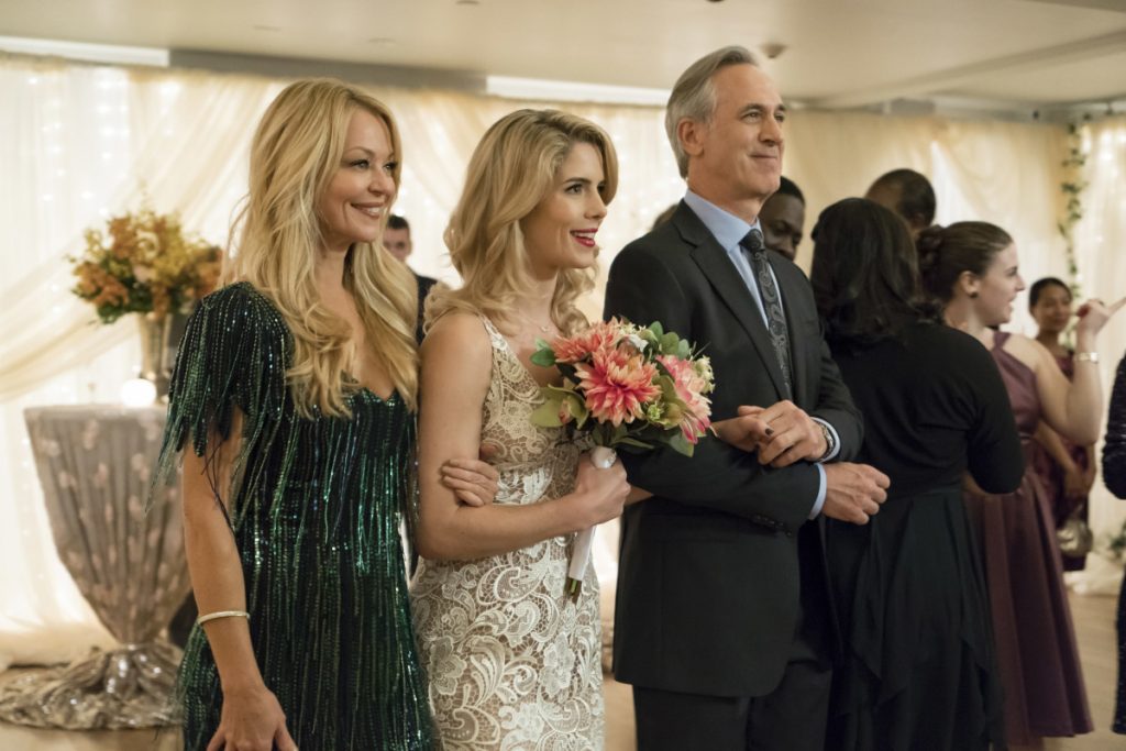 Arrow S06E09 Irreconcilable Differences
