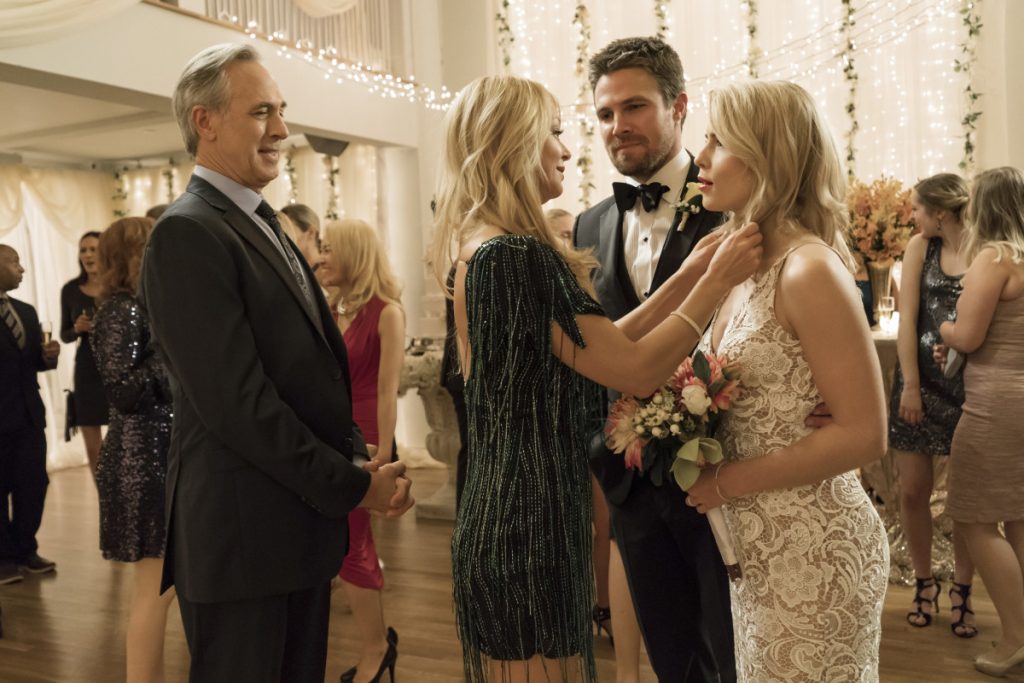Arrow S06E09 Irreconcilable Differences