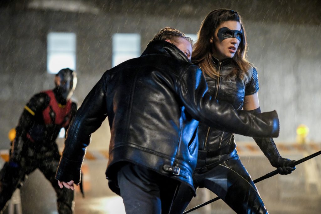 Arrow S06E22 The Ties That Bind