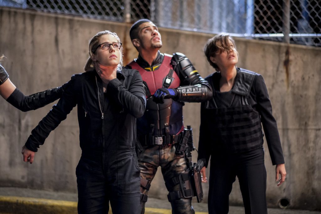 Arrow S06E22 The Ties That Bind