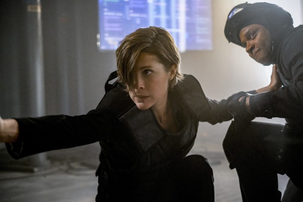 Arrow S06E22 The Ties That Bind