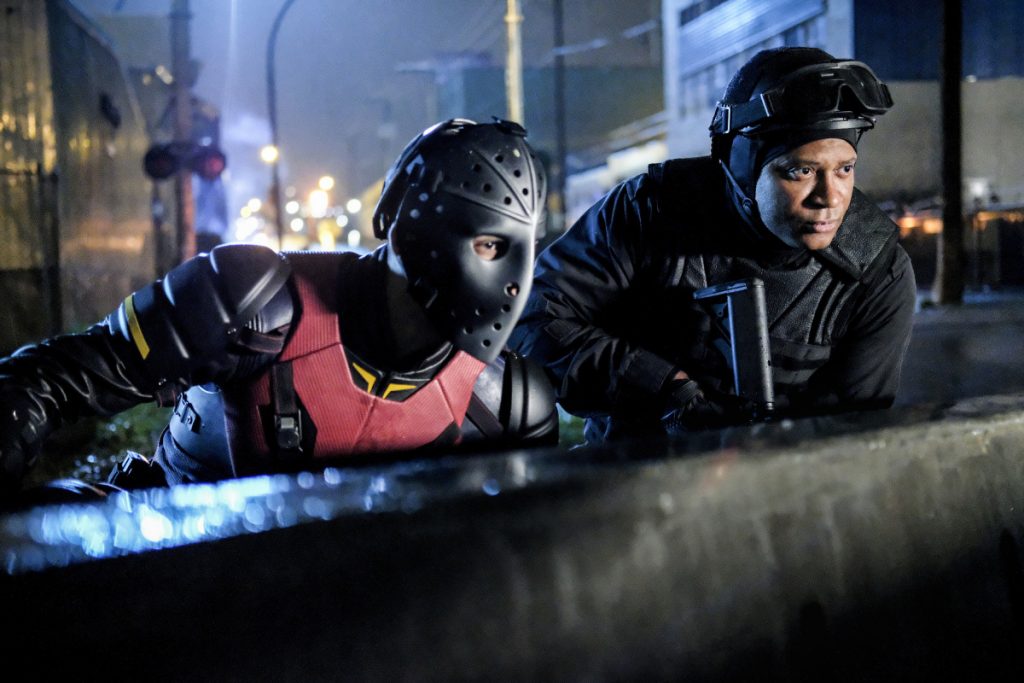 Arrow S06E22 The Ties That Bind