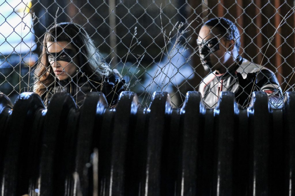 Arrow S06E22 The Ties That Bind