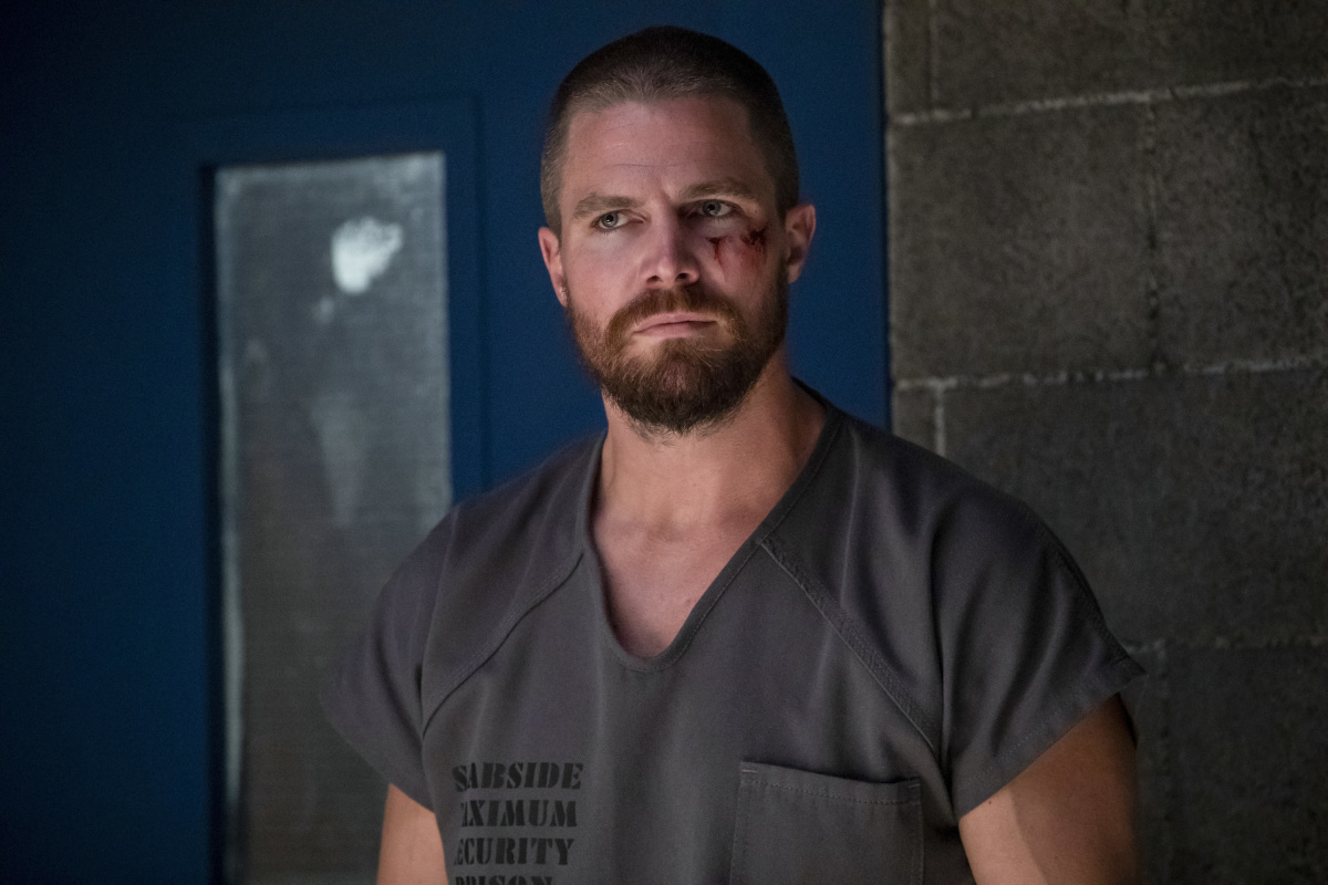 Arrow S07E01 Inmate 4587 Season Premiere | Audiência