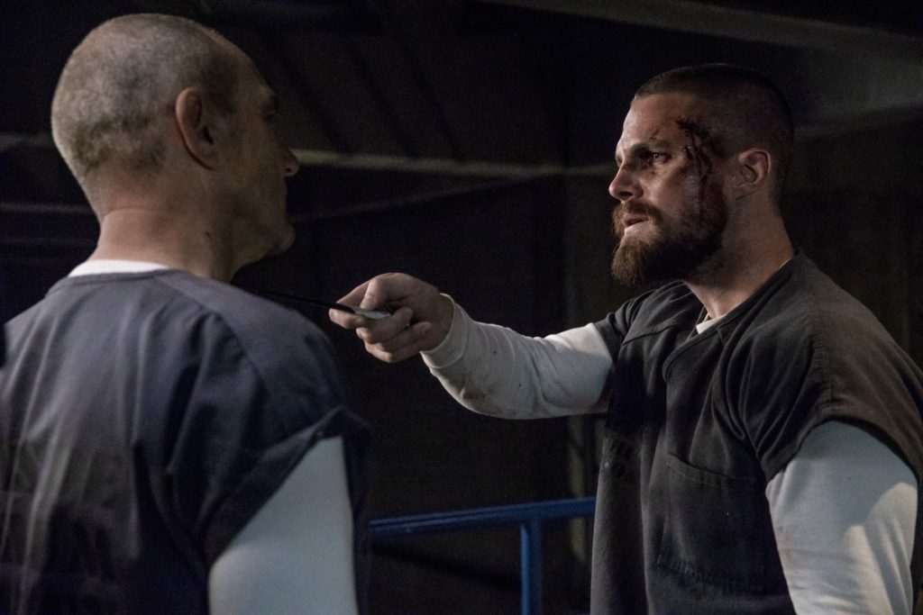 Arrow S07E03 Crossing Lines