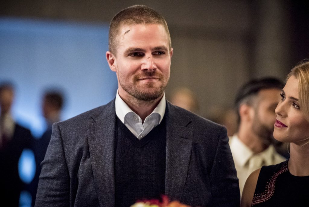 Arrow S07E08 Ummasked