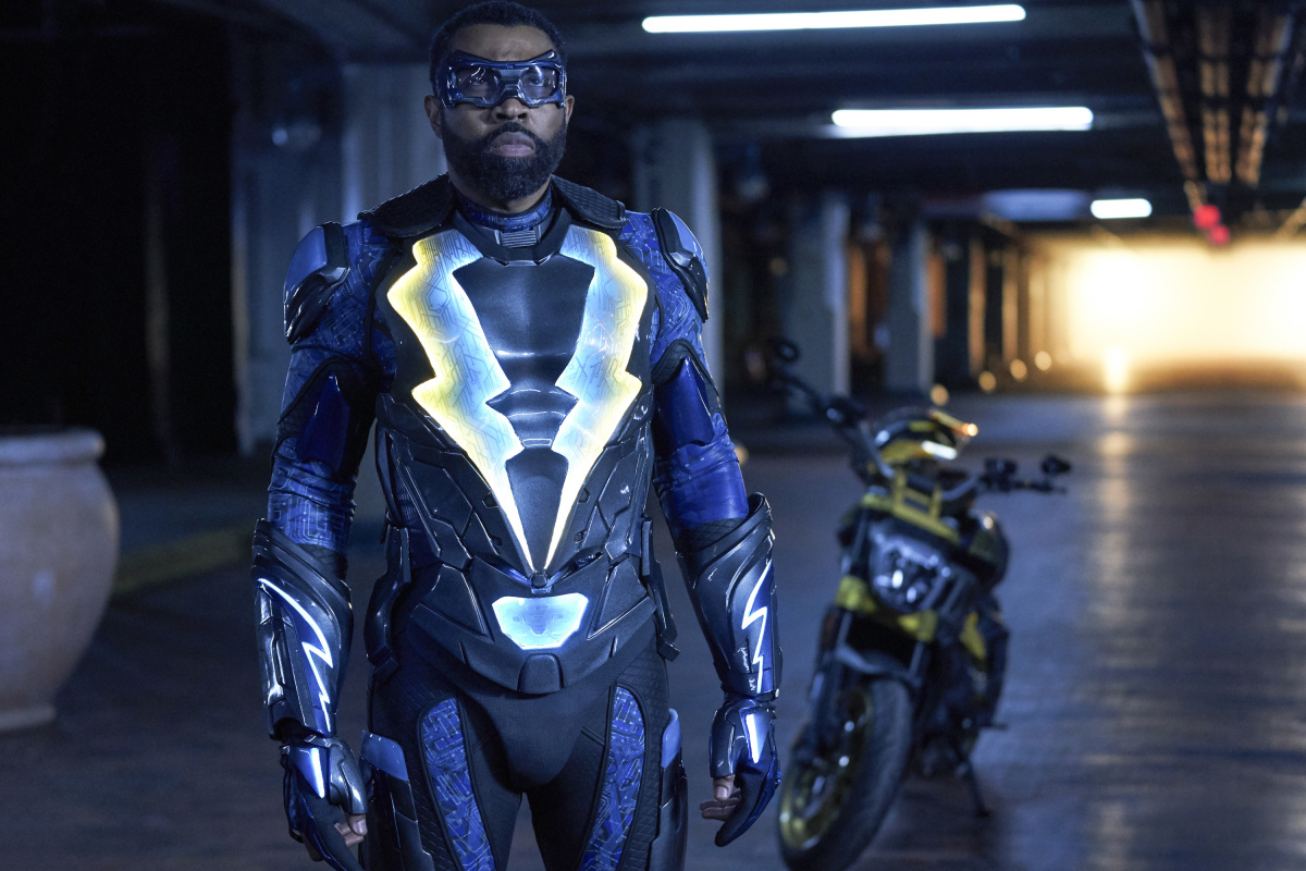 Black Lightning | S02E15 The Book of the Apocalypse: Chapter One: The Alpha