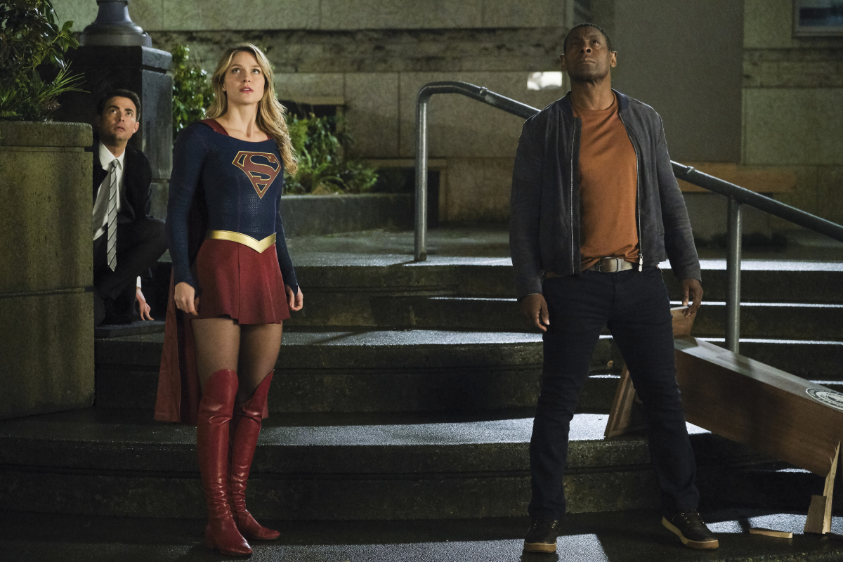 Supergirl | S04E14 Stand and Deliver